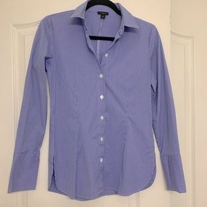 Ann Taylor blue and white blouse